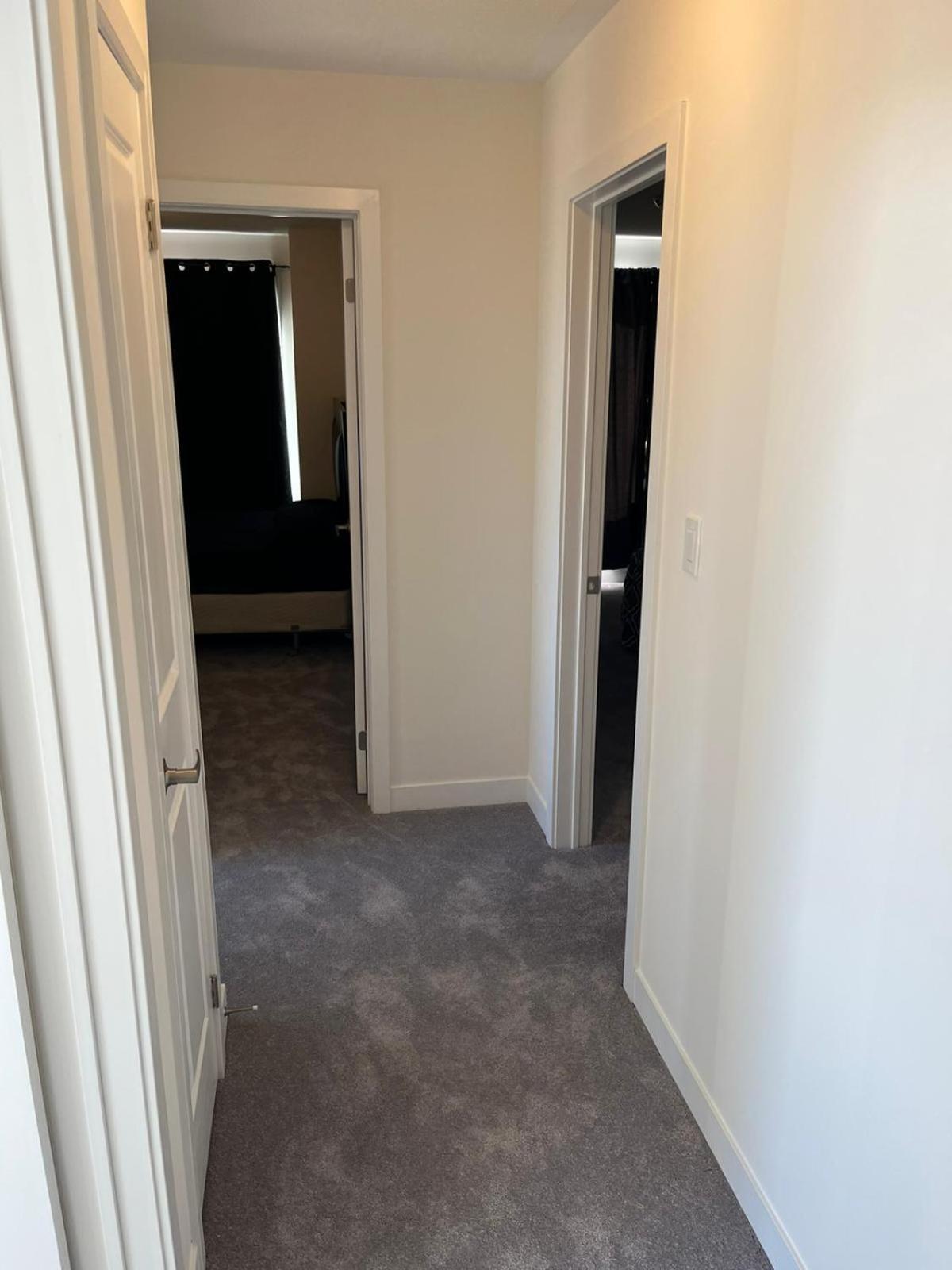Luxury Brand New Townhouse In Ontario Apartment Milton