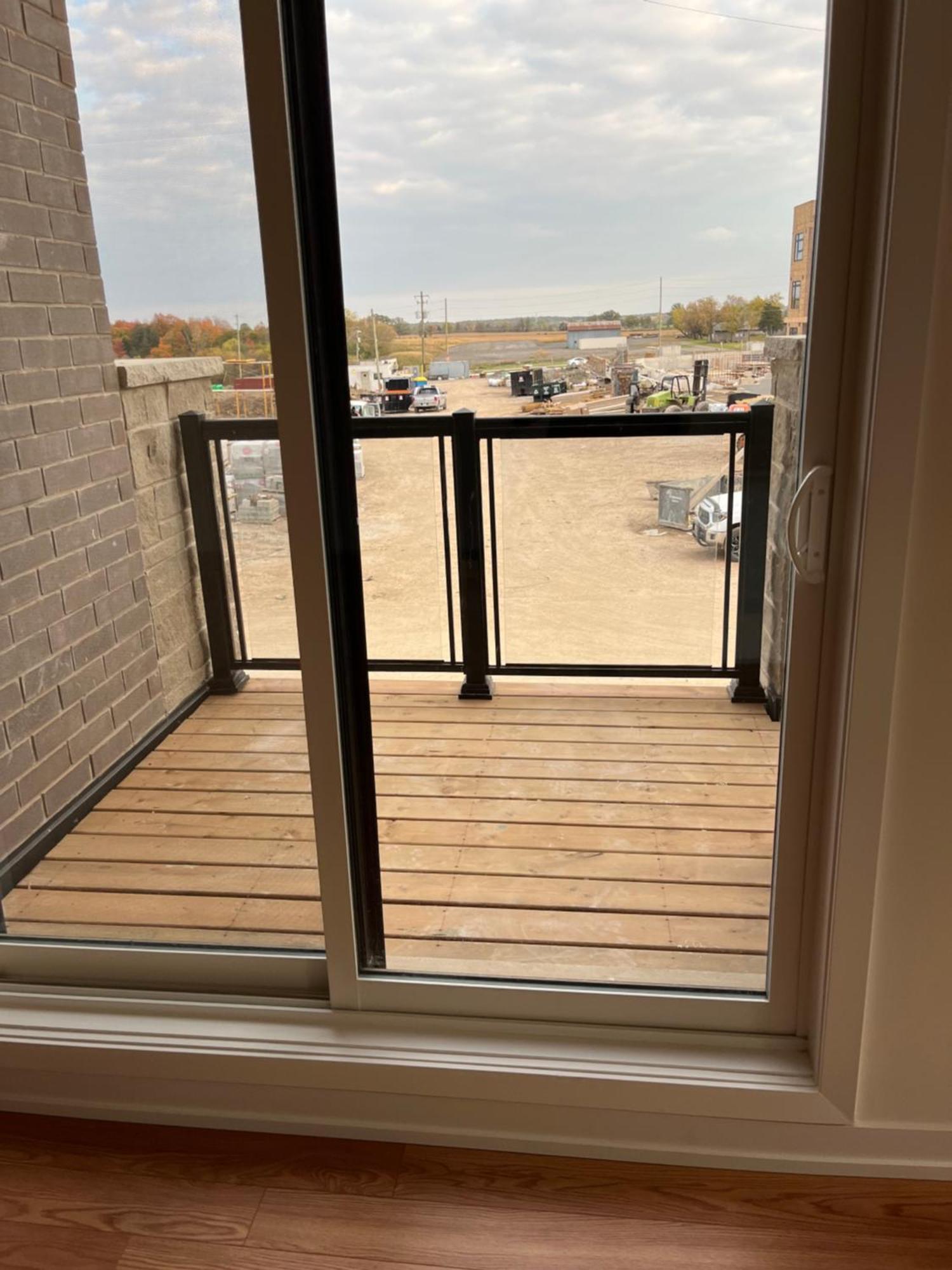 Luxury Brand New Townhouse In Ontario *